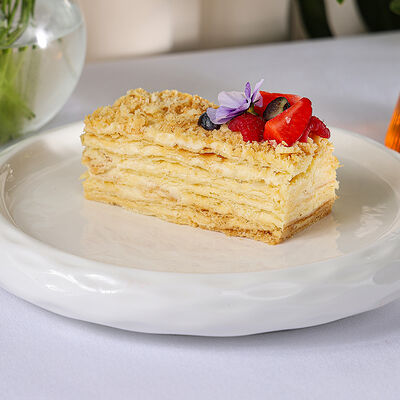 Наполеон в Юность у моря по цене 440 ₽