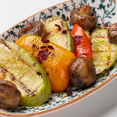 Овощи гриль в SAGA по цене 390 ₽