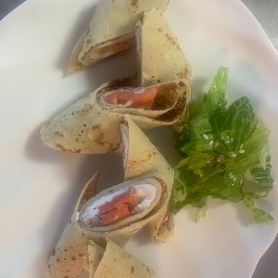 Блинчики с творожным сыром и форелью в Карасёвня по цене 444 ₽