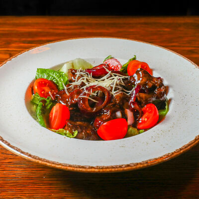 Салат Теплый с куриной печенью в Таверна Фили Хаус по цене 590 ₽