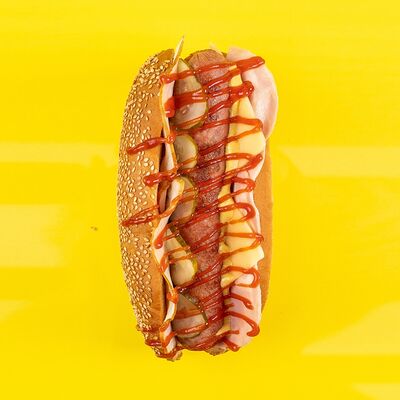 Хот-дог Мясной в Координаты по цене 380 ₽