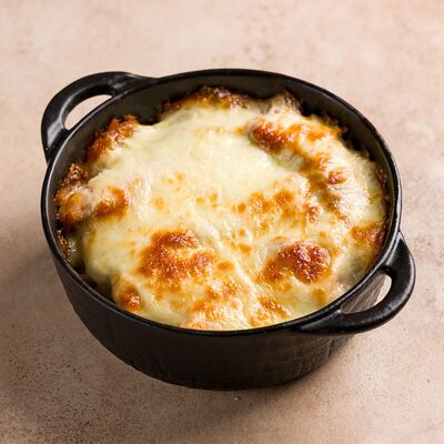 Запеченная форель в соусе Бешамель в RestikVam по цене 1250 ₽