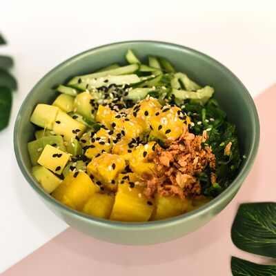 Поке Курочка карри mini в Pokemania по цене 559 ₽