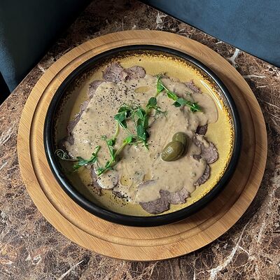 Вителло тоннато в La Costa по цене 790 ₽