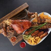 Мясо на рогах в Beef & Beer