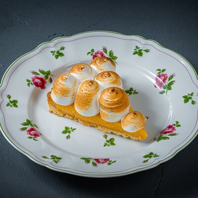 Пирог лимонный в Florentini City Café по цене 670 ₽