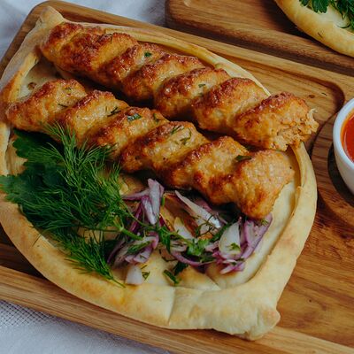 Люля-кебаб из куриного филе в Роланд по цене 580 ₽