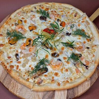 Пицца Дары моря в БункерПаб по цене 990 ₽