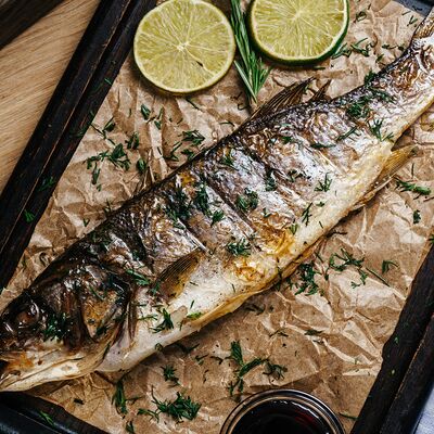 Сибас на гриле в СтругановЪ по цене 2025 ₽