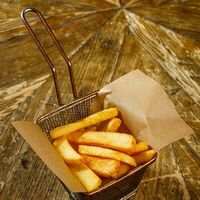 Картофель фри в Krombacher Beer Kitchen