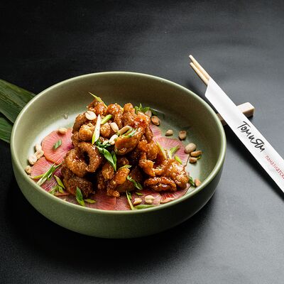 Цыпленок чили с арбузным редисом в Том и ям по цене 940 ₽
