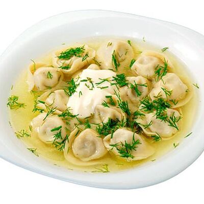 Пельмени отварные с бульоном и сметаной в Гейша суши по цене 400 ₽