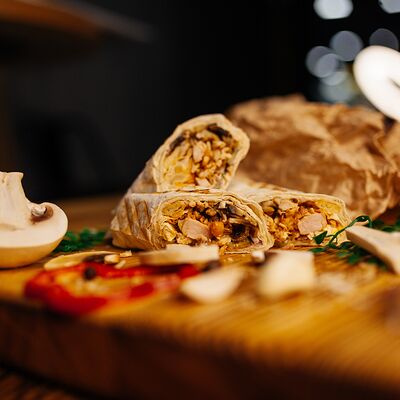 Шаурма Pro грибная в Pro.Жарье по цене 215 ₽