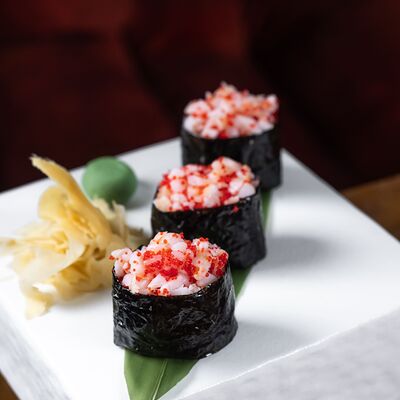 Гункан с креветкой в Just Residence по цене 670 ₽