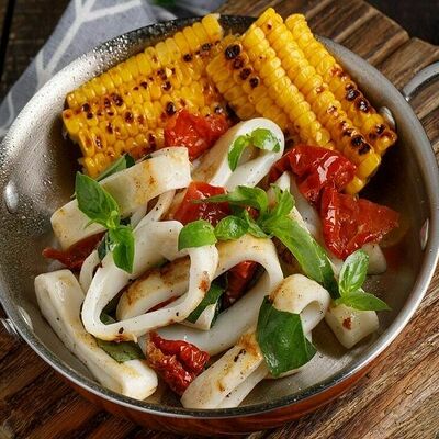 Кальмары на гриле в Баклажан в ТЦ 