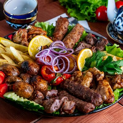 Шашлык ассорти микс (мини) в Узбекская кухня по цене 3400 ₽