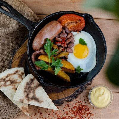 Завтрак с говяжьей сарделькой в Дача по цене 459 ₽