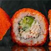 Ролл Калифорния с крабом сурими в Wok café по цене 790