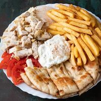 Гирос порционный с курицей в Акрополь
