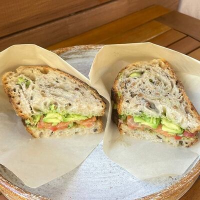 Сэндвич с семгой в Flavor по цене 850 ₽