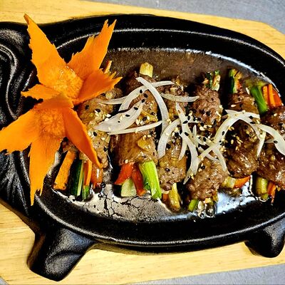 Вьтнамские рулетики со свининой в Ханой по цене 530 ₽