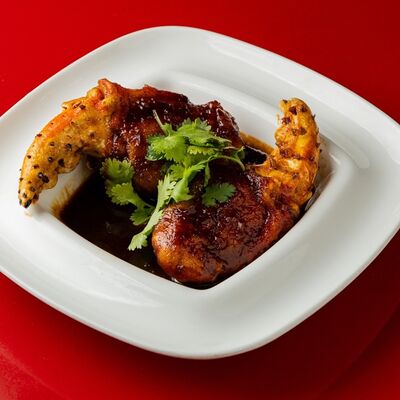 Верхние клешни краба в красном соусе в Китайская грамота по цене 1800 ₽