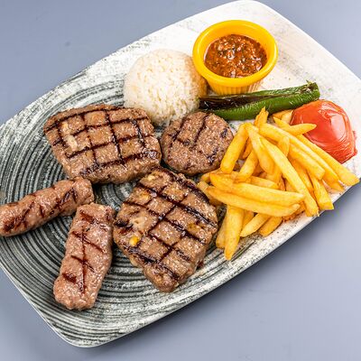 Ассорти кефте в MARMARIS RESTAURANT по цене 1650 ₽