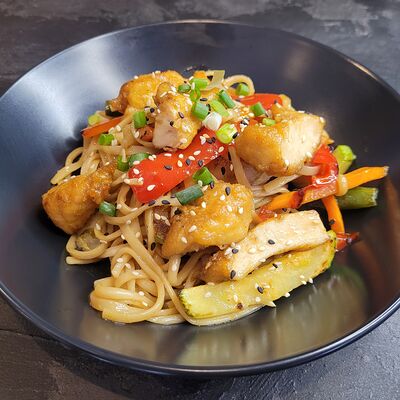 Лапша Удон с курицейв Лапшичная ВокБери по цене 489 ₽