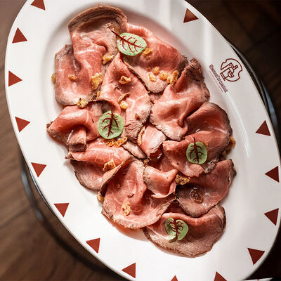 Холодный маринованный ростбиф в ЮжанеГорожане по цене 858 ₽