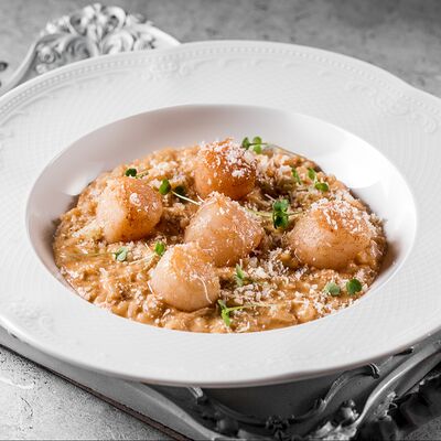 Ризотто с гребешком и соусом биск в After по цене 1250 ₽