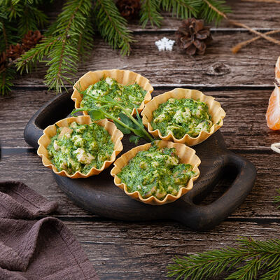 Тарталетки с курицей и шпинатом в Территория еды 59 по цене 495 ₽