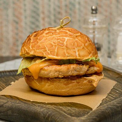 Чикен-Бургер в Кампус по цене 390 ₽