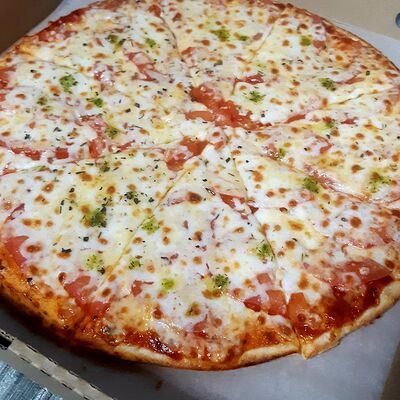 Маргарита в Вкусно Пицца по цене 850 ₽
