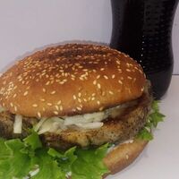 СтэйкБургер и Кола в Гриль Бургер