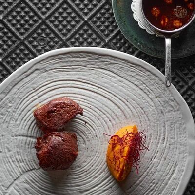 Филе северного оленя с морошкой в Матрёшка по цене 2390 ₽