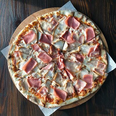 Пицца Мясная в Хачапури & Кофе по цене 560 ₽