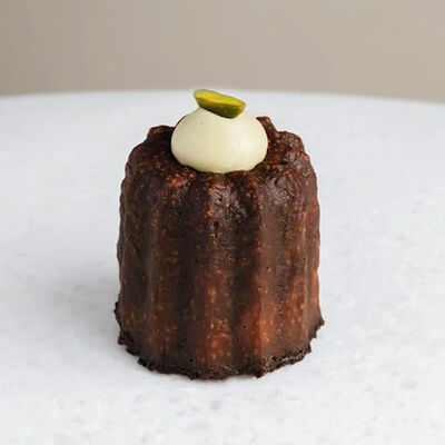 Канеле Фисташка в Atelier de Tartelettes по цене 500 ₽