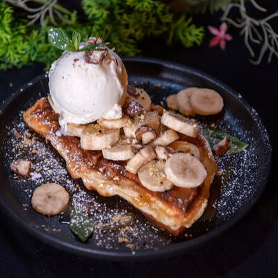 Бельгийская вафля №4 в Yacht Cafe Sochi по цене 430 ₽