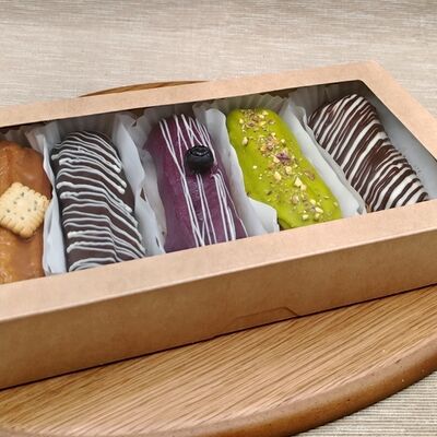 Эклер-сет в Кафе-пекарня Susser по цене 925 ₽