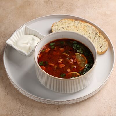 Солянка мясная в RestikVam по цене 850 ₽