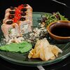 Фирменные Mos роллы в Moslounge & Bar по цене 700