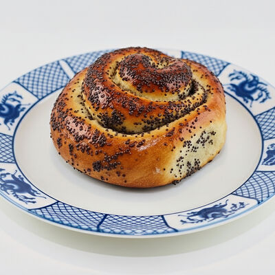 Маковая булочка в Муси по цене 180 ₽