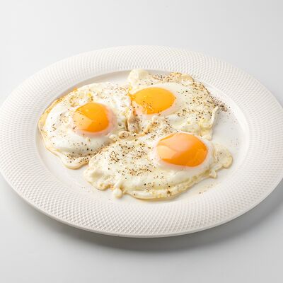 Яичница-глазунья в Кафе МилАриЯ по цене 311 ₽