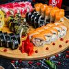 Сет ВКонтакте в Meduza Sushi по цене 13490