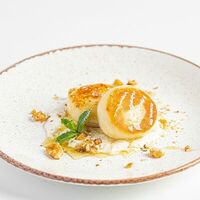 Сырники Орехи-медовая сметана в Kitchen