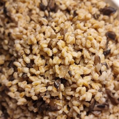 Перловка с шампиньонами в Кулинарные истории по цене 120 ₽