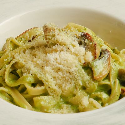 Паста с курицей и грибамив Ленинградский Экспресс по цене 720 ₽