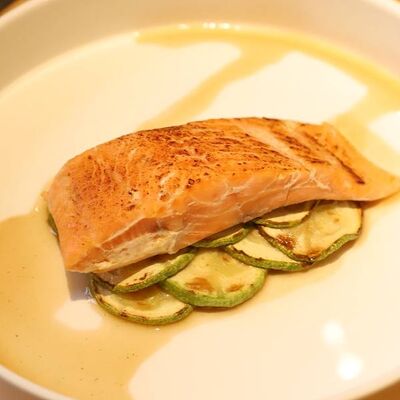 Лосось с кабачком гриль в Городское кафе N31 по цене 1511 ₽