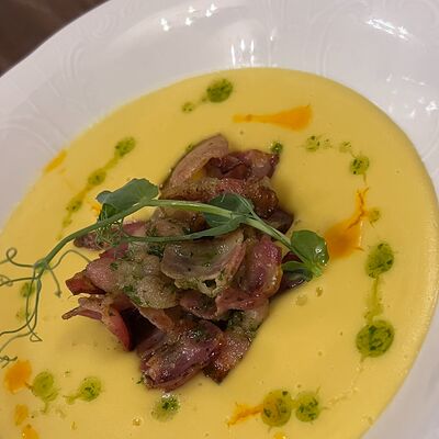 Гороховый суп-пюре с беконом в Старый город по цене 280