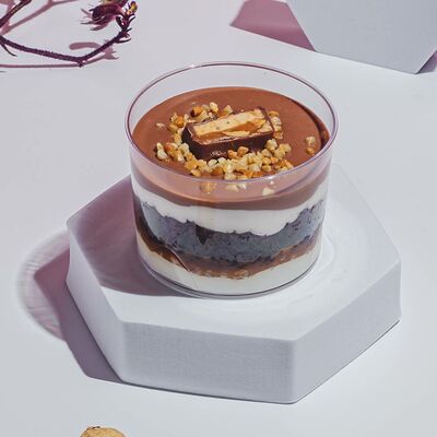 Трайфл Сникерс в Тюбетей по цене 448 ₽